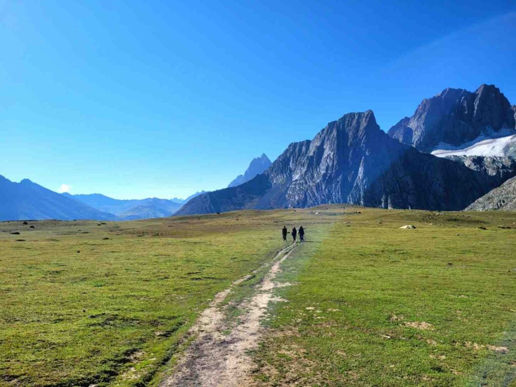Kashmir Great Lakes Trek Complete Guide